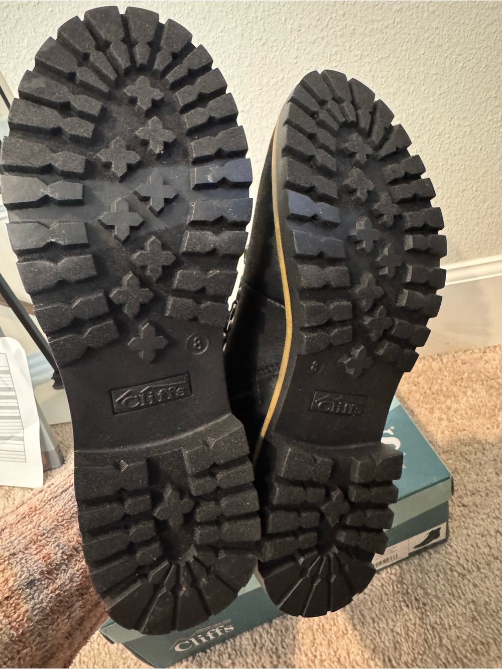 Cliffs by WHITE MOUNTAIN Black Lace-Up Ankle Hiker Boots - Picture 5 of 7
